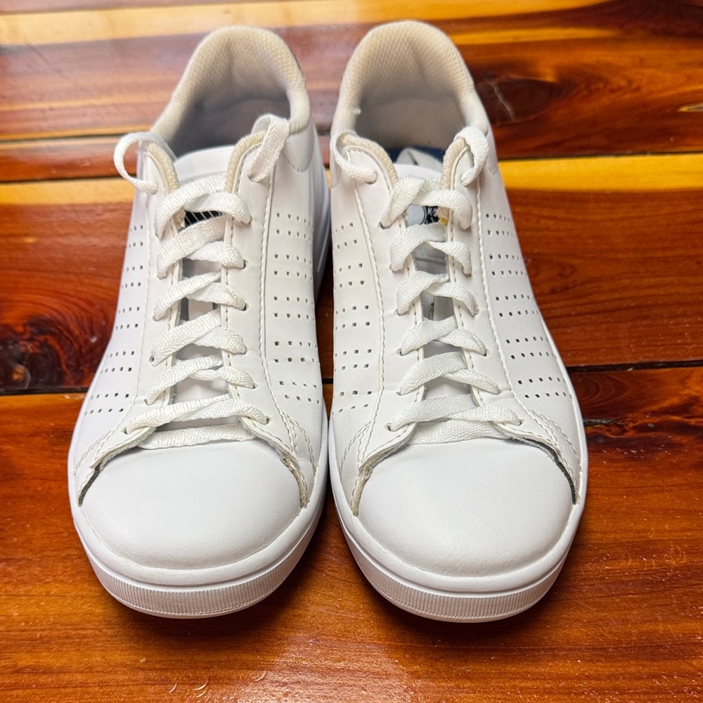 K-Swiss White Sneakers with Snakeskin Detail New Shoelaces